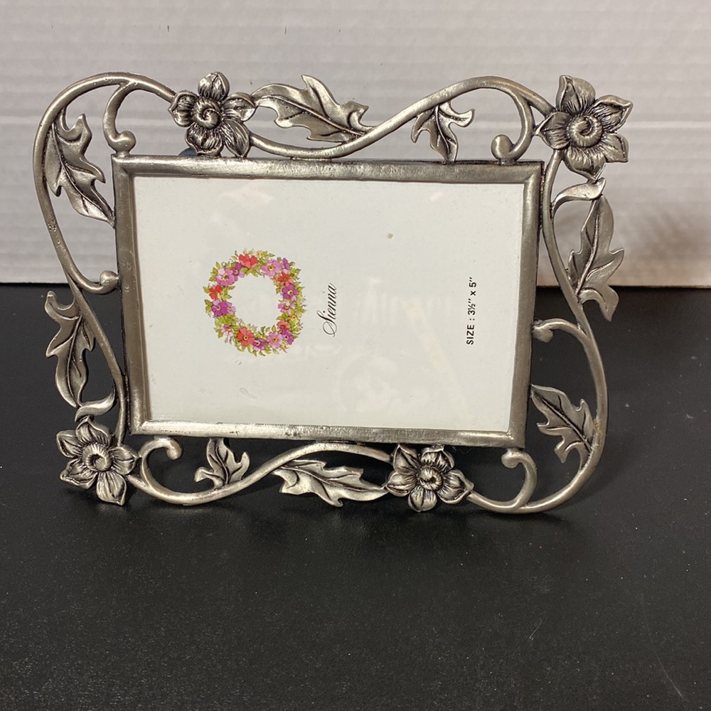 frame. 3.5 x 5” pewter - Picture 3 of 3